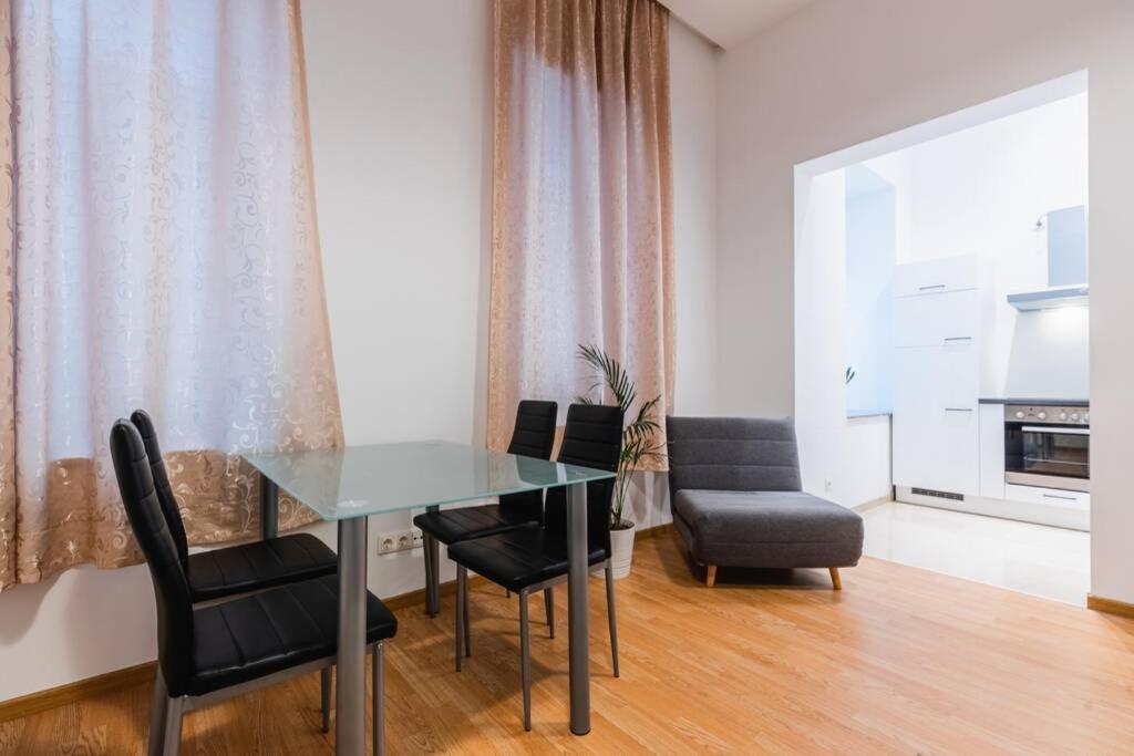 Family Apartment Next To Danube River Viyana Dış mekan fotoğraf